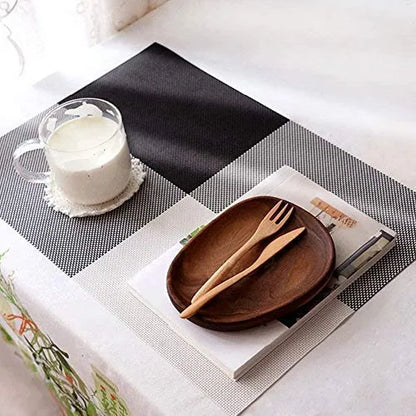 TABLE MAT BLACK WHITE (4PCS)