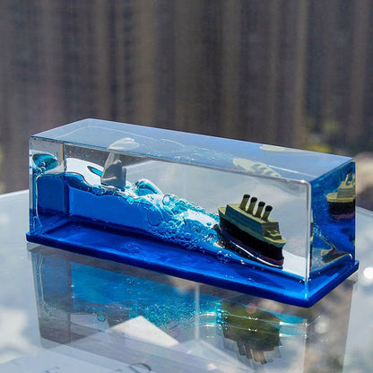 Liquid Wave Cruise Ship Decoration,Titanic,Cruise Ship That No Longer Sinks, for Car Dashboard Decorative Showpiece/Idol, Paperweight, Home Decor Decoration & Gifting Purpose (Titanic)